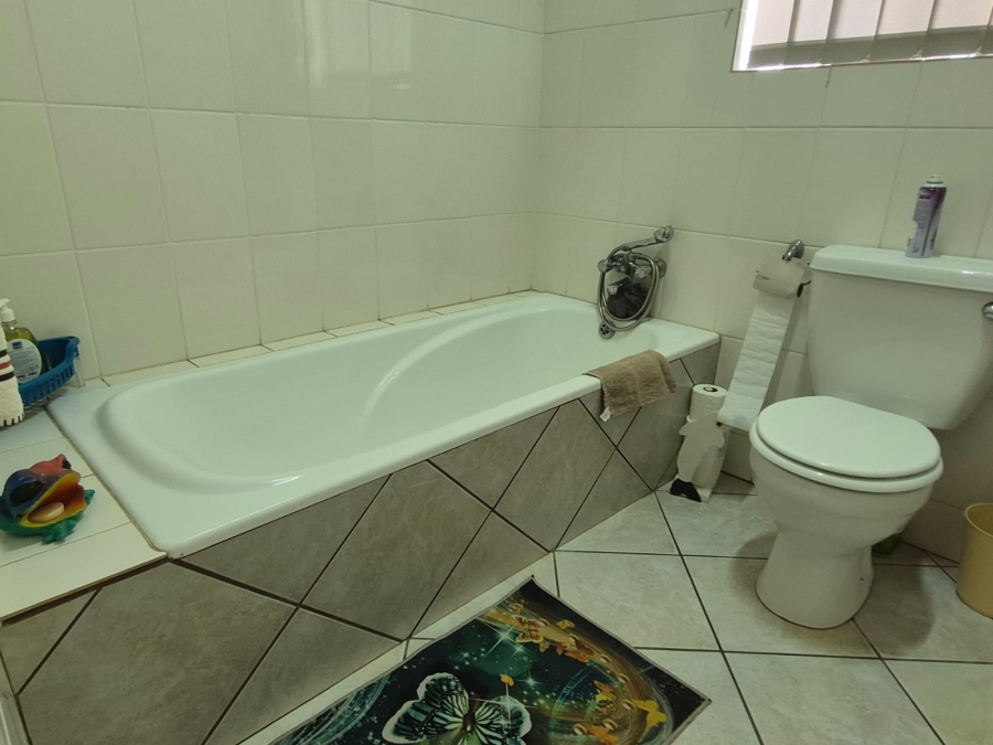 2 Bedroom Property for Sale in Parys Free State